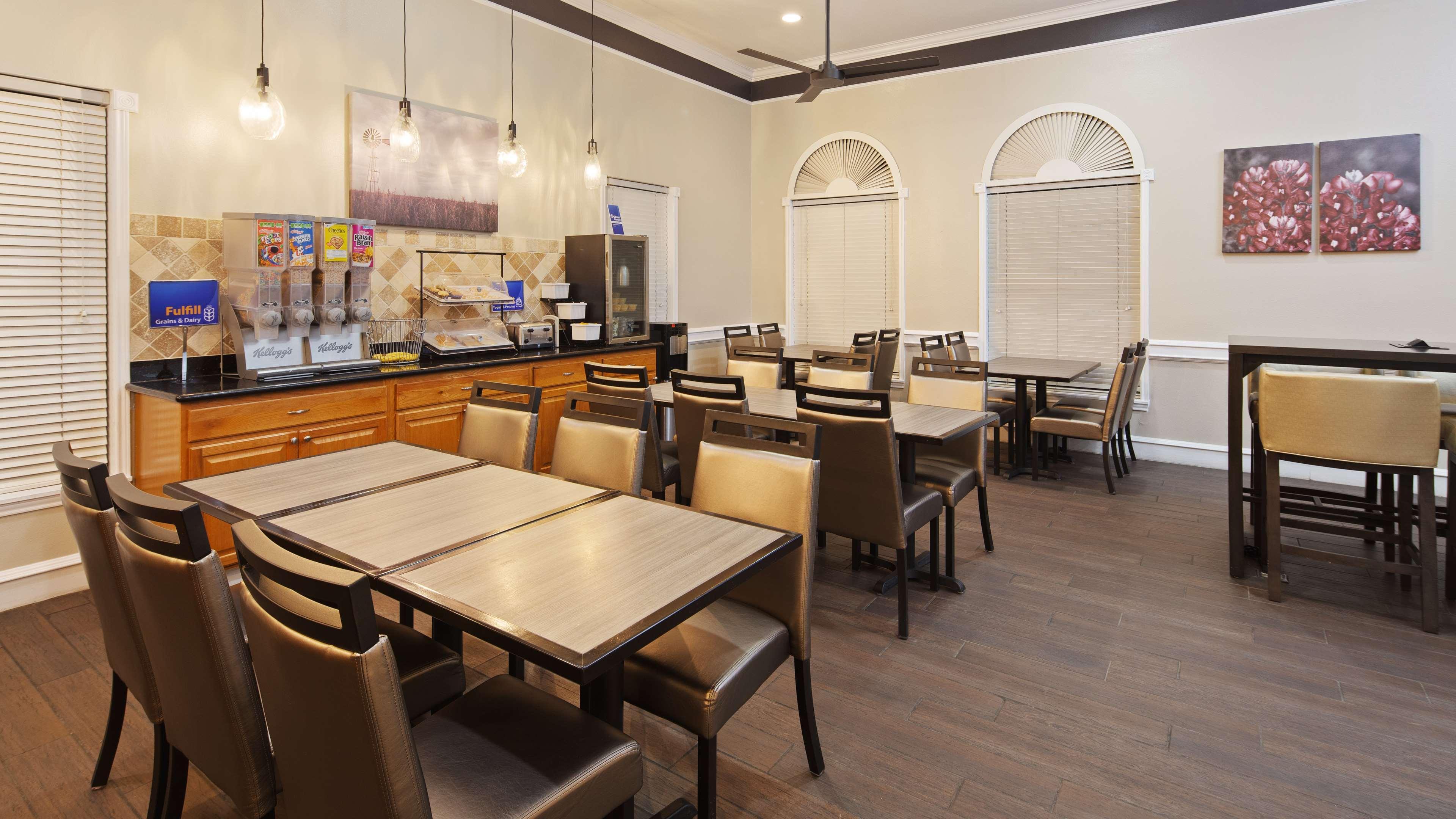 Best Western Inn Of Brenham Zewnętrze zdjęcie